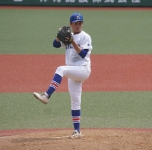 【高校野球】駒大高が初戦から「中」「法」「早」に３連勝　４回戦は早実を撃破　エースの山本拓弥がドジャース・山本由伸似のフォームで３失点完投