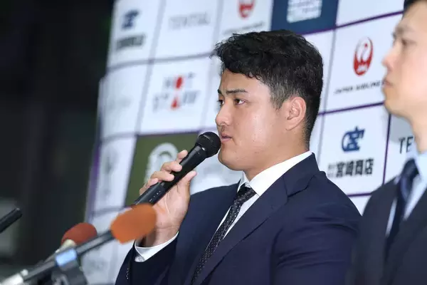 佐々木麟太郎が『次世代のスター賞』を受賞「心から光栄に思います」　過去には大谷翔平も選出