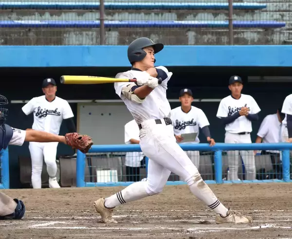 【高校野球】静岡高が聖隷クリストファーに延長１１回逆転サヨナラ勝ち…秋季静岡県大会