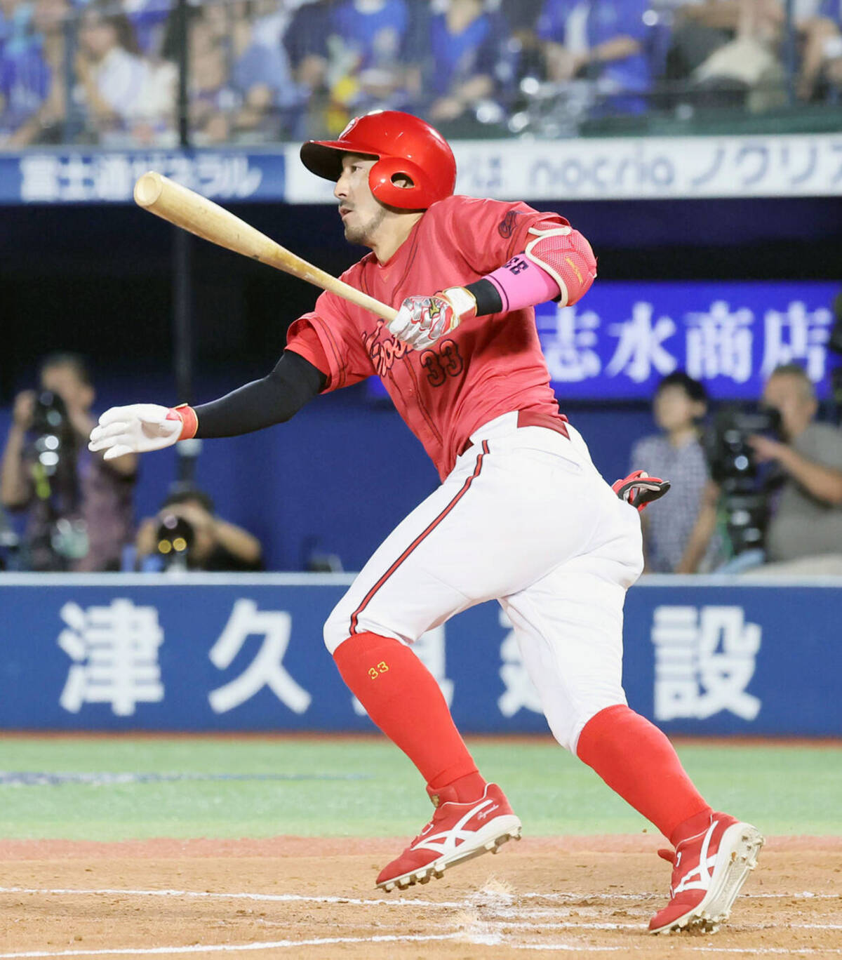 広島カープ菊池33選手実使用バッティンググローブ 適正