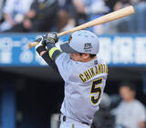 「【阪神】近本光司の先頭二塁打から先制！森下翔太の三ゴロ併殺打の間に…今季は先制なら９戦９勝　勝てば藤川球児監督がセ最速１００勝到達」の画像1