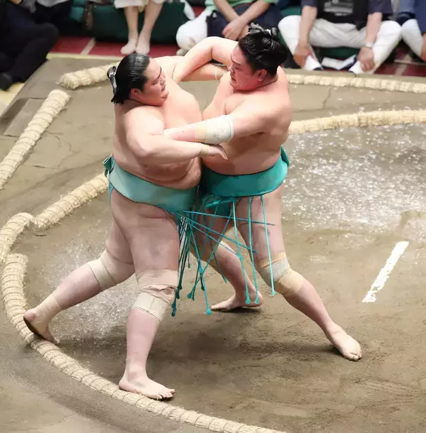 琴桜が３敗目　一山本に敗れ黒星先行