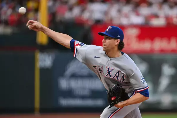 レンジャーズのデグロムが通算１００勝達成　通算防御率８・４４と苦手だったブッシュスタジアムで５回無失点と好投　２０１８、１９年に２年連続サイ・ヤング賞の右腕