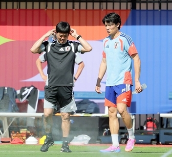 森保一監督、ＭＦ遠藤航の代わりにボランチではなくＦＷ町野を追加招集した理由「ボランチは埋められる状態」…ＤＦ瀬古歩夢らの名前挙げる