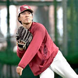 「【楽天】早川隆久が今秋限りで退任の早大・小宮山悟監督にたたき込まれた「白黒つけるまで投げてこい」の教え」の画像1