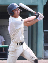 【高校野球】遠江総合が８回コールドで秋は初の県切符　６番・青島涼太が４打数４安打２打点の大暴れ「公式戦で４安打なんて初めて」