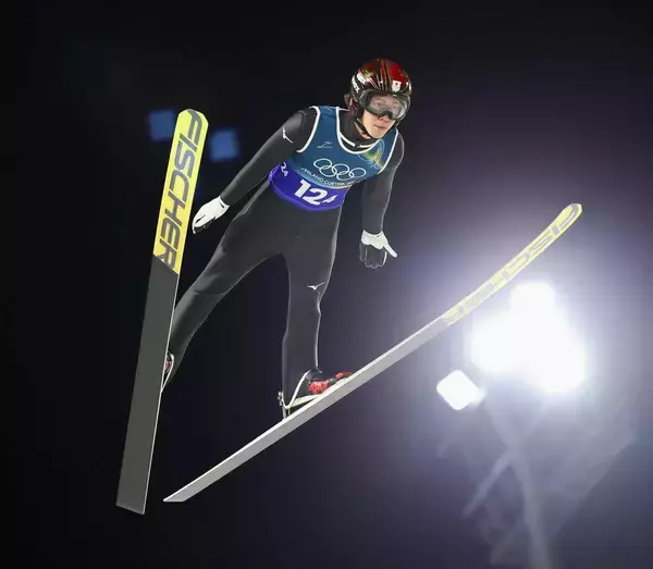 【五輪】日本ジャンプ陣総括　二階堂蓮＆丸山希が台頭で計4個メダル　男女で新星誕生「お家芸」復活へ
