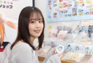 日岡なつみ、「温泉むすめ　公式ショップ」オープン初日に来店　「自分自身もグッズが買えてうれしい！」