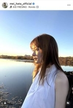 畑芽育、透明感あふれるノースリオフショ！「大優勝だよー」「かわよー！儚すぎ」と反響