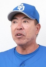【中日】小池正晃打撃コーチが「打撃コーチ兼マネジャー兼スコアラー」に異動　３月２５日から４人目、開幕後は２人目の異動