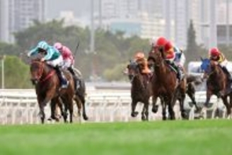 「エバヤン本当に凄かった」「化け物だな」前人未到の４連覇した香港最強馬の走りに競馬ファン驚がく