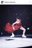 「本田真凜さん、氷上の真っ赤な衣装ショットがステキ！宇野昌磨さんプロデュースのアイスショー公式インスタで公開」の画像1