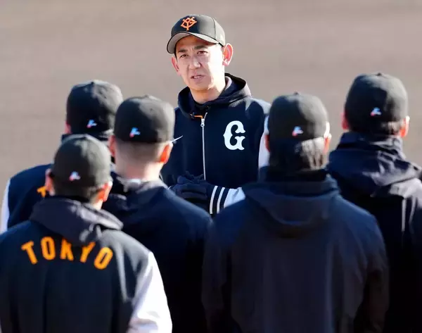 【巨人】会田有志３軍監督「２軍に昇格して１軍に行ってからがスタートライン」全体練習前に訓示