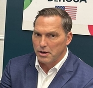 「ＳＡＭＵＲＡＩ包囲網」日本のＷＢＣ連覇阻止へ　米デローサ監督「２３年からこの機会を待ち望んでいた」…ネットフリックスが各国監督のインタ動画を公開