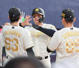 「【阪神】森下翔太が２号ソロ　４点差の６回２死、低い弾道で左翼スタンドへ」の画像1