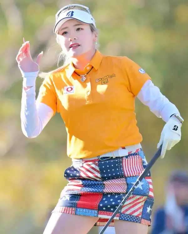 桑木志帆「ふてる」自分も受け入れる　怒りとコースをマネジメント　ノーボギーで上位浮上