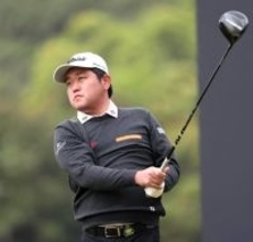 米沢蓮が３位浮上　２年前の帯状疱疹　今も続く座骨神経痛「いいプレーができなくなる恐怖は常にある」