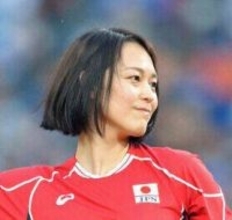 元バレー代表の大山加奈さん、弟＆妹と超レア３ショット！そろって長身「初めて…３人でのバレー教室」