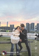 川﨑麻世、再婚した２１歳下美人妻＆７０人の仲間達とバーベキュー！「めちゃくちゃ楽しそう」「７０人の仲間流石」
