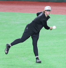 【巨人】本拠地初勝利めざすウィットリー「ヒーローインタビューの後、乗り物でグラウンドを一周したい」