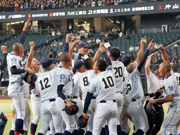 【高校野球】クラーク国際が２年ぶりの決勝進出　延長１１回タイブレーク制して３年ぶりＶ王手…北北海道大会