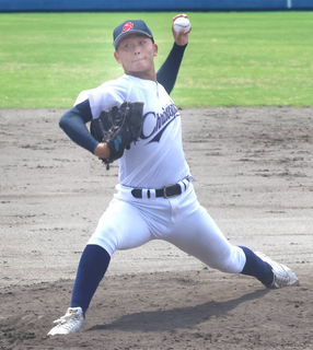 【高校野球】聖隷の１５０キロ左腕・高部陸が５安打１０奪三振１失点完投で連覇達成   　甲子園で「高校四天王」横浜の織田翔希、沖縄尚学の末吉良丞と対戦も