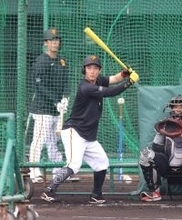 「打撃の進歩次第で１、２番に置く選択肢も」巨人・浦田俊輔が秘める可能性　高木豊氏が分析