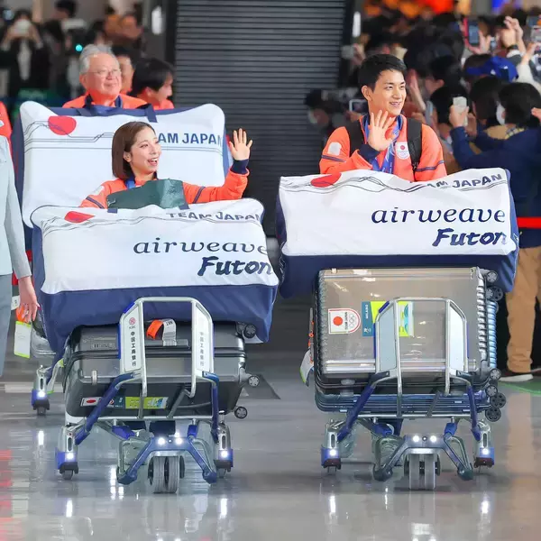 【五輪】４月の「スターズ・オン・アイス」チケットほぼ完売　「りくりゅう」ら帰国に４００人歓声