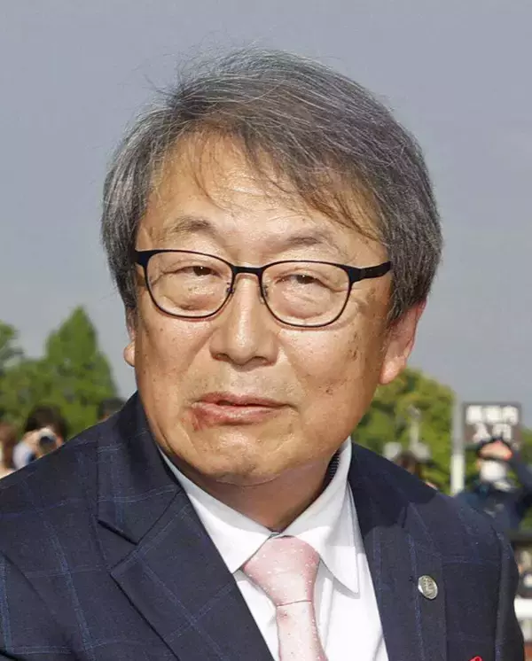 「「生きて必ず生還します」西山茂行オーナーが急性骨髄性白血病を公表　大阪杯に所有馬のセイウンハーデスが出走」の画像