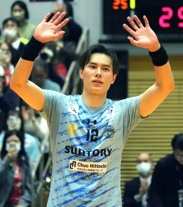 【バレー】レギュラーシーズン優勝は最終節に持ち越し　首位サントリー　１２得点でＰＯＭ・高橋藍主将「ラスト２戦、勝ち抜きたい」…ＳＶリーグ