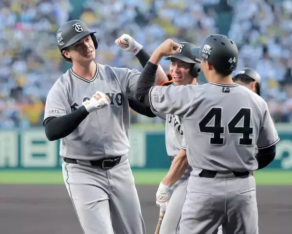 【巨人】ダルベックが３ラン含む猛打賞　阿部監督の熱血指導に「ボールを長く見極めることができた」