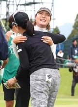 高橋彩華、実は吉兆Ｖ「いい弾みになるのかな」…ＫＫＴ杯バンテリンを制した選手は年間女王に