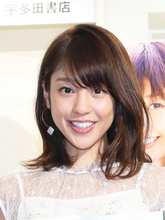 岡副麻希アナ、２歳娘＆夫と家族ショット！「大きくなられて…」レーシングドライバー夫の“熱血”指導姿も