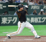 「【巨人】岸田行倫が先制の左前適時打！「竹丸に先制点あげたい」５月９日・中日戦以来の先発出場で主将が打った！」の画像1