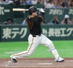 【巨人】岸田行倫が先制の左前適時打！「竹丸に先制点あげたい」５月９日・中日戦以来の先発出場で主将が打った！
