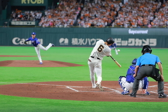 【巨人】右中間二塁打を含む３出塁の坂本勇人「やるだけです」２５０Ｓのマルティネスに「誇りに思います」