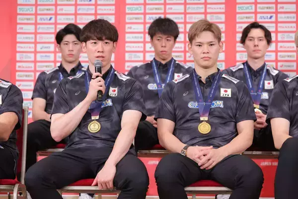 【バレー男子】ロス五輪メダル獲得へ全試合“ガチ”ティリ監督「継続して同じ試合に出て、同じ経験を重ねていくことが大事」アジア選手権Ｖで出場権獲得一夜明け会見