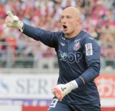 川崎が岡山守護神 ・ブローダーセン獲りへ　ＧＫ鄭退団、安藤引退で白羽の矢