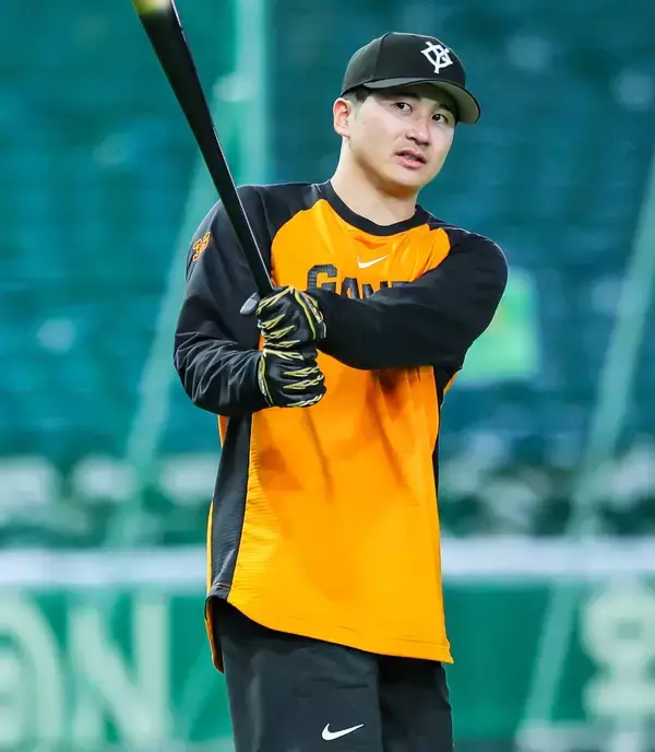【巨人】泉口友汰が１３日ぶりに１軍登録　小浜佑斗と井上温大が抹消
