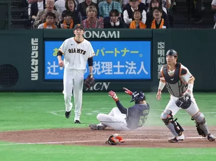 【巨人】５回５失点の戸郷に捕手・大城卓三「直球の強さ感じた」「得点圏での投球は自分を含め、反省」