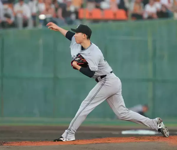 【巨人】３度目の正直で今季初勝利へ！戸郷翔征が初回無失点の滑り出し　最速１５１キロ