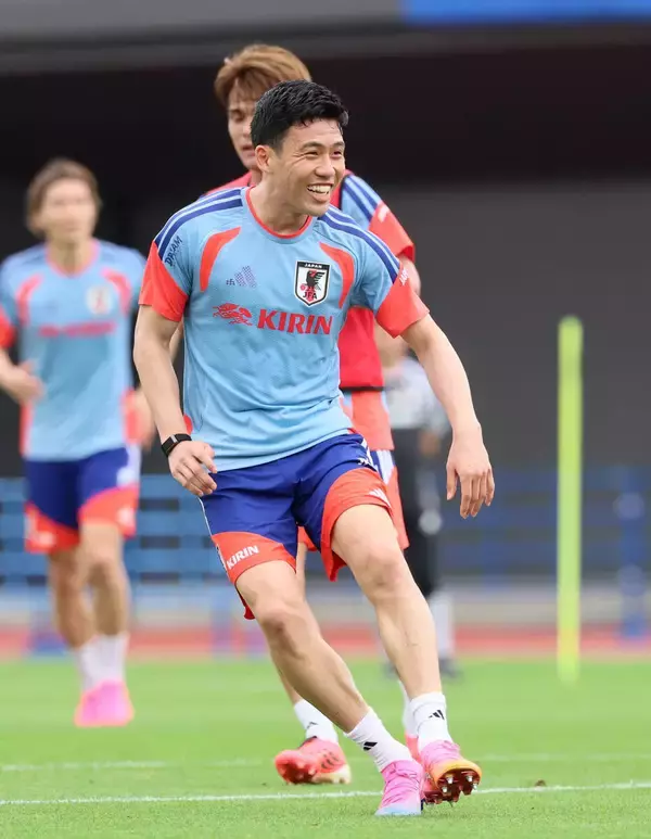 【Ｗ杯】ケガから復帰の主将・遠藤航　左脚に人工靱帯も「問題ない」「Ｗ杯に行くことだけに集中していた」