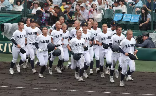 【甲子園】佐賀商、２９年ぶり初戦突破ならず　吉冨俊一監督「チャンスは作ったんですが、あと１本…」「３年生には感謝」
