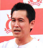 「「や団」ロングサイズ伊藤が結婚を電撃発表！「有吉ゼミ」チャレンジグルメで「ここ来る途中に…婚姻届けを出しました」」の画像1