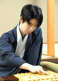「藤井聡太棋王、第３局に敗れ１勝２敗　王将戦に続きカド番「終盤の一番大事なところでやってはいけないミスが起きてしまった」」の画像1