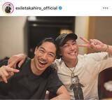 「「最高の夜」ＴＡＫＡＨＩＲＯ、同期とはしゃぐレアショット「酔っ払ってる」？「大好きすぎる２人」「ええ写真」」の画像1
