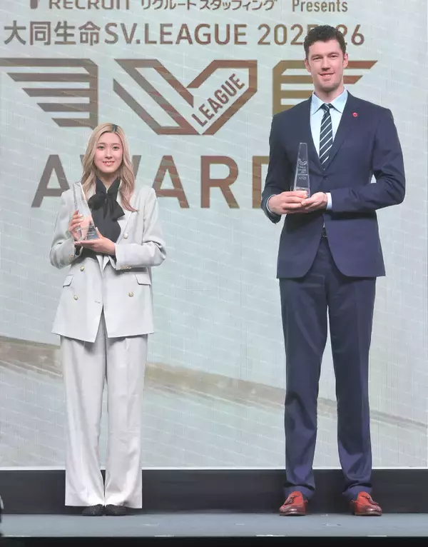 【バレー】現役引退のムセルスキーがＭＶＰ　高橋藍は２冠締め　引退の清水邦広は功労者表彰…ＳＶリーグ表彰式