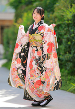 “水森英夫の秘蔵っ子”藤崎詩乃は「一曲入魂」で演歌挑戦　他ジャンルにも意欲　デビューから２か月「毎日目まぐるしいです」