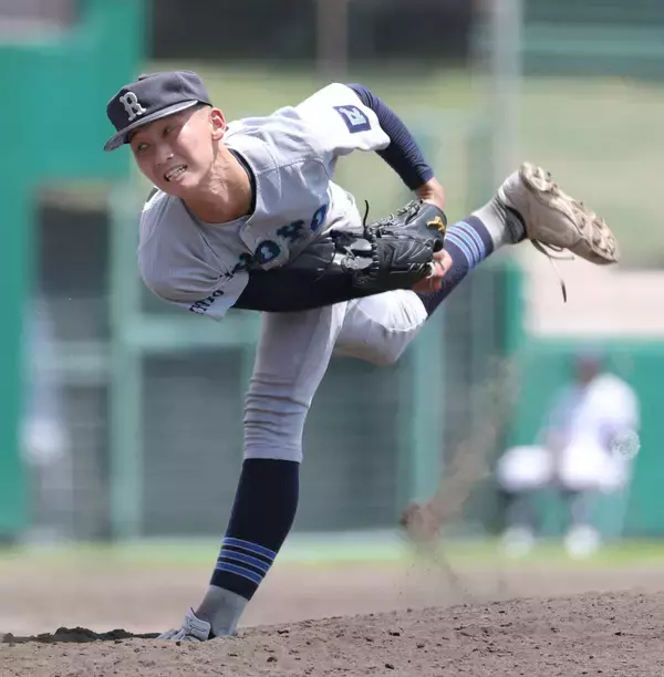 【高校野球】京都両洋が１４年ぶりの４強に　触沢凰汰が３８度超えで足つるアクシデントも５回無安打無失点「野球が嫌いになった」３度の手術を乗り越え公式戦初先発