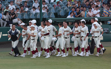 【甲子園】高岡商７失点で投手の自責はわずか１も６失策… １、２年生中心での奮闘及ばず…渡内野手「いつも通りの守備ができなかった」
